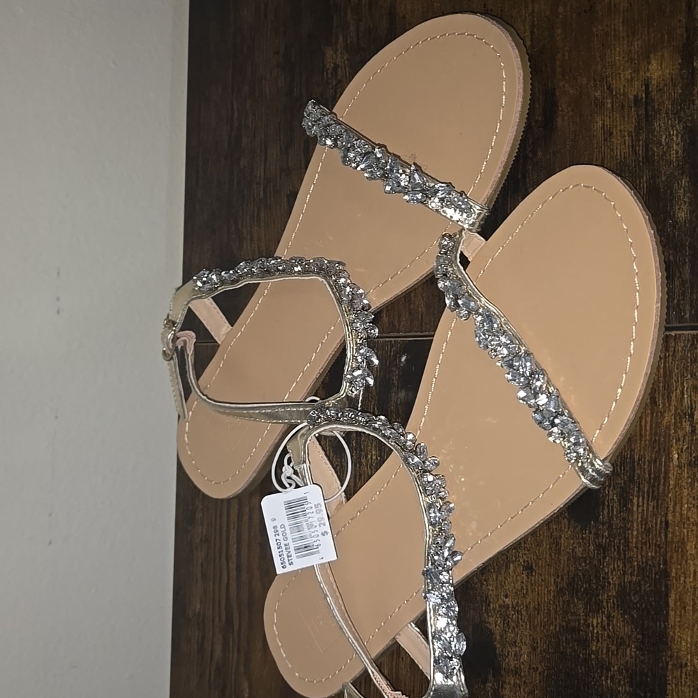Brand New David's Bridal Sandals Size 9